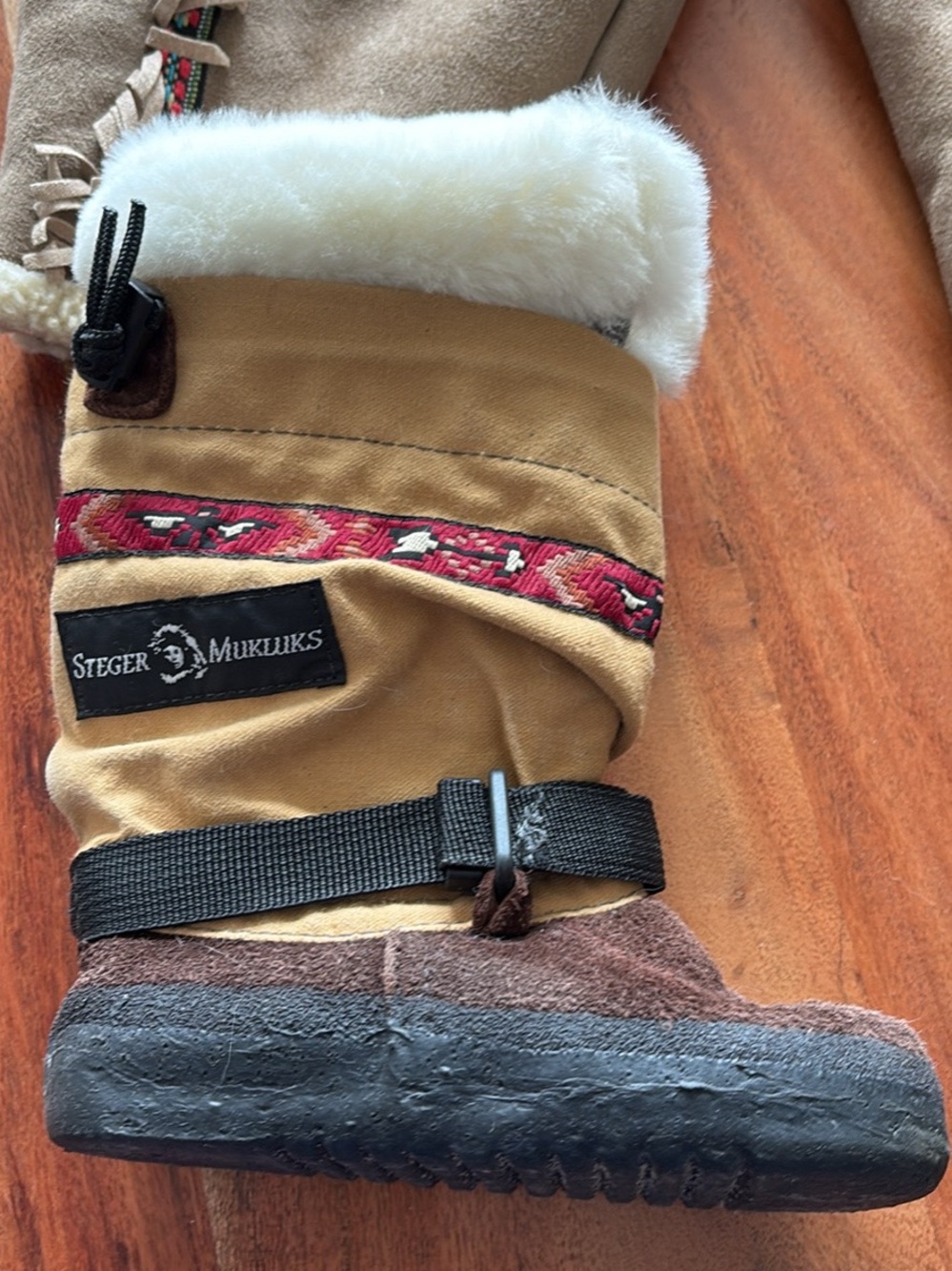 Kids Tan Shearling-Trim Steiger Mukluks with removable liners